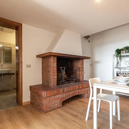 Spacious Apartment With Garden & Air Conditioning - La Grande Finestra Chiusi Exterior photo